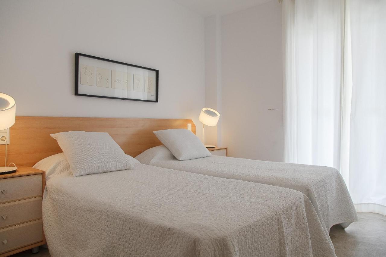 Uhc Ventura Park Apartments サロウ エクステリア 写真