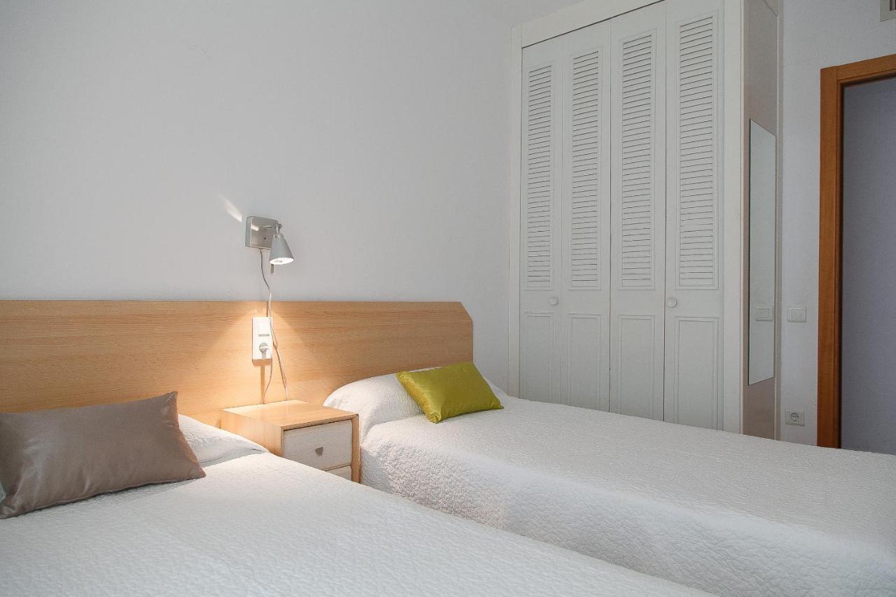 Uhc Ventura Park Apartments サロウ エクステリア 写真