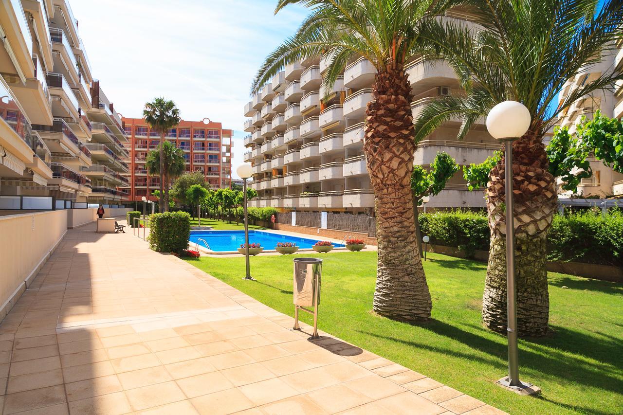 Uhc Ventura Park Apartments サロウ エクステリア 写真